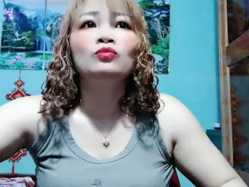 Bongacams Adult Video Chat of Linhanhsex2k