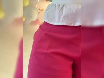 Bongacams Free Porn Cam of EmilyLeah