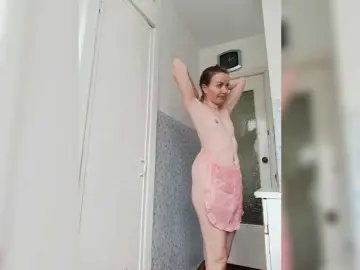 Bongacams Free Live Porn of Alenushka888