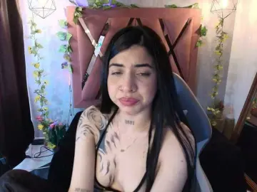 Bongacams Watch Live Sex Cams of violetsmith