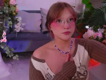 Bongacams Free Live Porn of CrazyWine