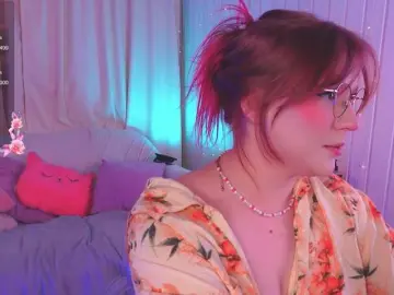 Bongacams Adult Webcams of CrazyWine