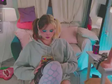 Bongacams Live Porn of CrazyWine