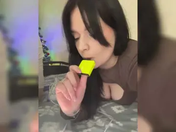 Bongacams Free Porn Cam of HellMor