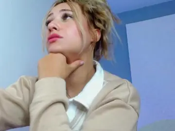 Bongacams Live Sex Cam of carlabeer