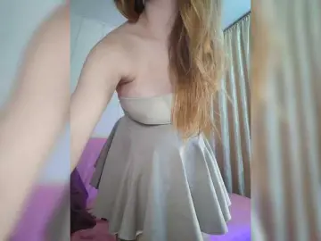 Bongacams Nude Webcam of BeautyTriple