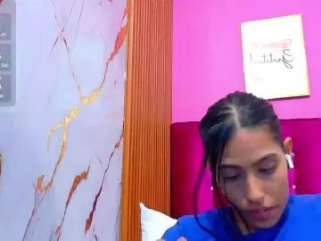 Bongacams Live Sex Cam of yourcuteneighbourr