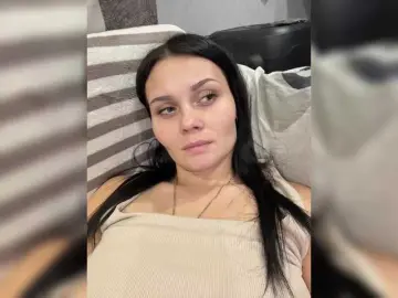 Bongacams Live Sex Cam of Paratrax