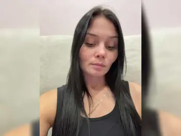 Bongacams Nude Webcam of Paratrax