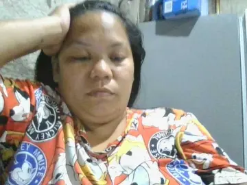 Bongacams Private Sex Chat of PinayHotMom