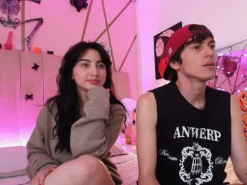 Bongacams Watch Live Sex Cams of Damian-n-Maya