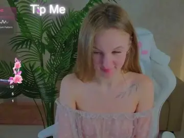 Bongacams Free Porn Cam of Kiana-White