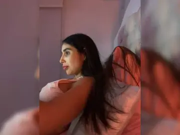 Bongacams Adult Webcam of SallyeLeins