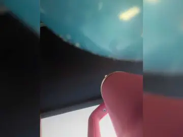 Bongacams Live Sex Cam of SallyeLeins