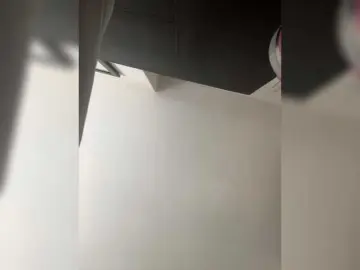 Bongacams Free Porn Cam of SallyeLeins