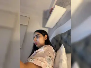 Bongacams Free Live Porn of SallyeLeins