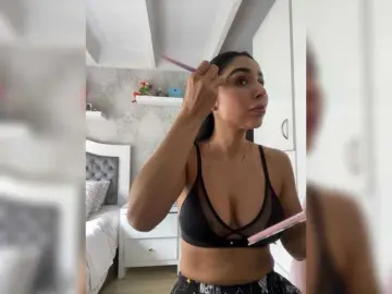 Bongacams Adult Webcam of SallyeLeins