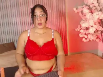 Bongacams Live Sex Cam of Sophia-curvy1