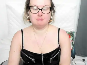 Bongacams Watch Live Sex Cams of BonnieFlirt