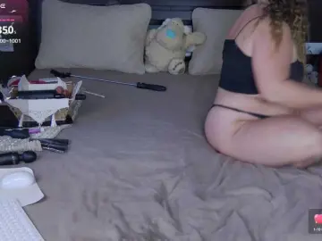 Bongacams Private Sex Chat of HairyCrotch