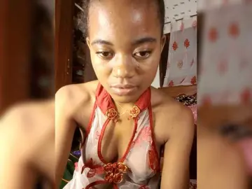 Bongacams Watch Live Sex Cams of Chanel95