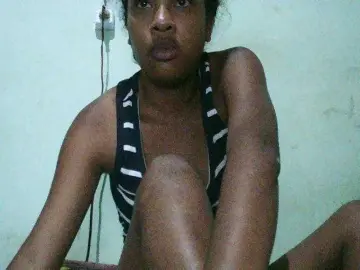 Bongacams Watch Live Sex Cams of TriciaBella