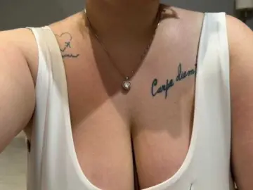 Bongacams Private Sex Chat of DorieDavance