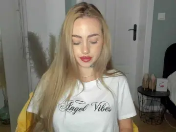 Bongacams Best live sex cam show of SEXYcoralie