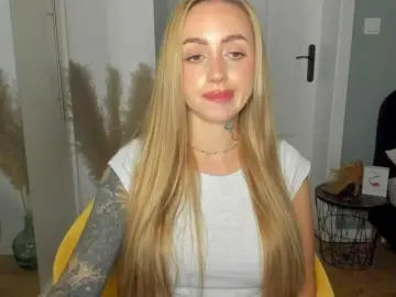 Bongacams Sex Cam of SEXYcoralie