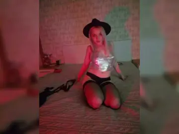 Bongacams Best live sex cam show of VirginiaSlims00