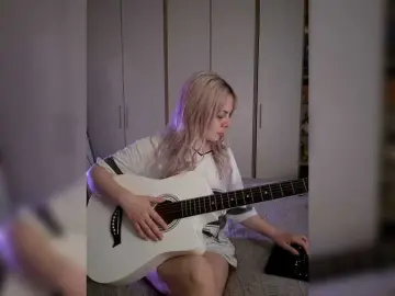 Bongacams Private Sex Chat of VirginiaSlims00