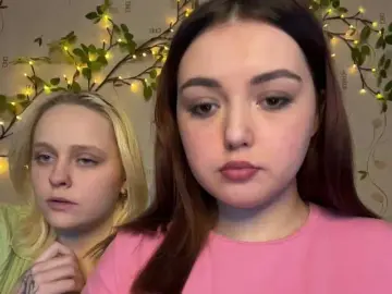 Bongacams Sex Cam of BellaAndAlice