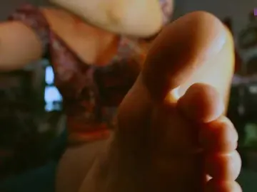 Bongacams Watch Live Sex Cams of DeadButterfly