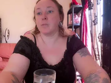 Bongacams Free Live Porn of NylonQueen