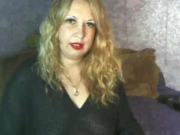 Bongacams Private Sex Chat of SoftGella