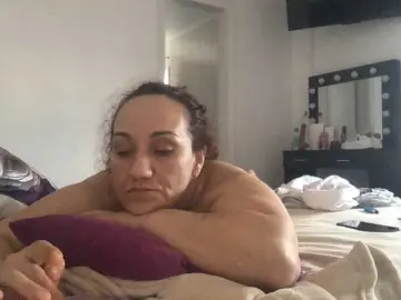 Bongacams Nude Webcam of paula19801