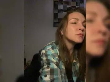 Bongacams Sex Cam of Alisasqrl