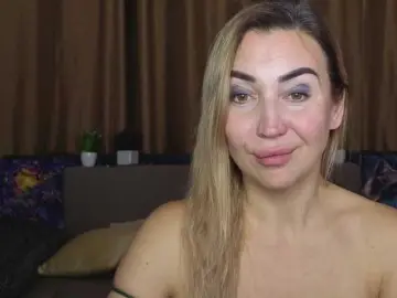 Bongacams Adult Webcam of Jullyblondkiss