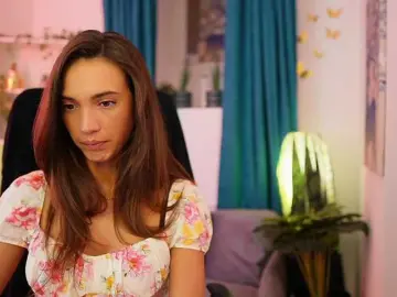 Bongacams Live Sex Cam of AlexisLovee