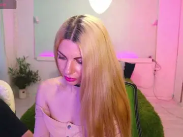 Bongacams Watch Live Sex Cams of AlisaAleks