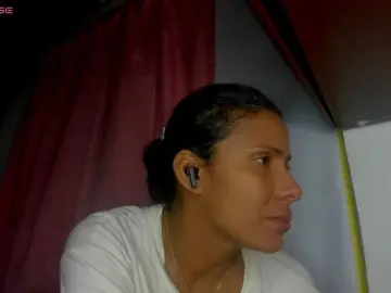 Bongacams Live Porn of nentia-horny