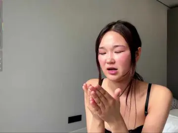 Bongacams Watch Live Sex Cams of very-hot-japanese-girl