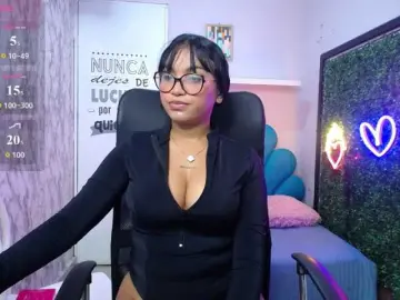 Bongacams Free Porn Cam of valeria-martinez19