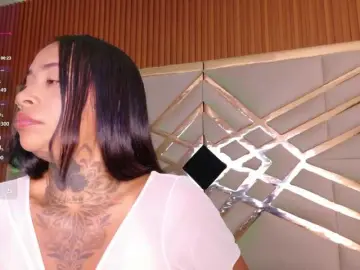 Bongacams Live Sex Cam of hollyvega