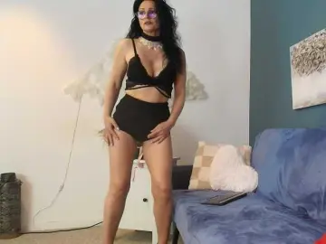 Bongacams Watch Live Sex Cams of PrimmaDona