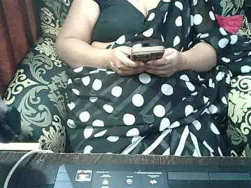 Bongacams Watch Live Sex Cams of Indianbhabhimilf40