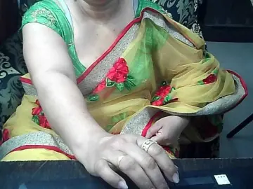 Bongacams Sex Chat of Indianbhabhimilf40