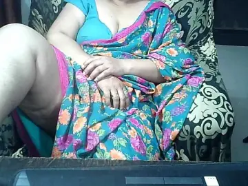 Bongacams Watch Live Sex Cams of Indianbhabhimilf40