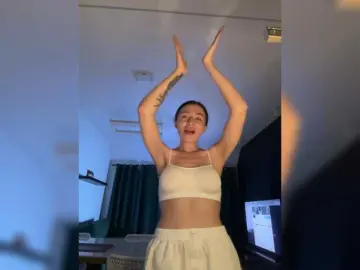 Bongacams Watch Live Sex Cams of LunaDesire