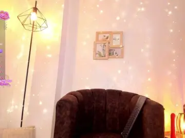 Bongacams Watch Live Sex Cams of mystic-carito